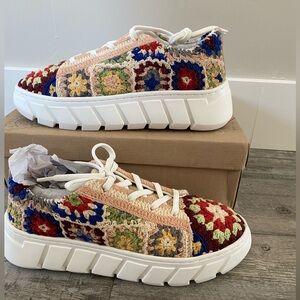 Free People Catch Me If You Can Sneakers. Size 39 or Women’s 9. Brand New